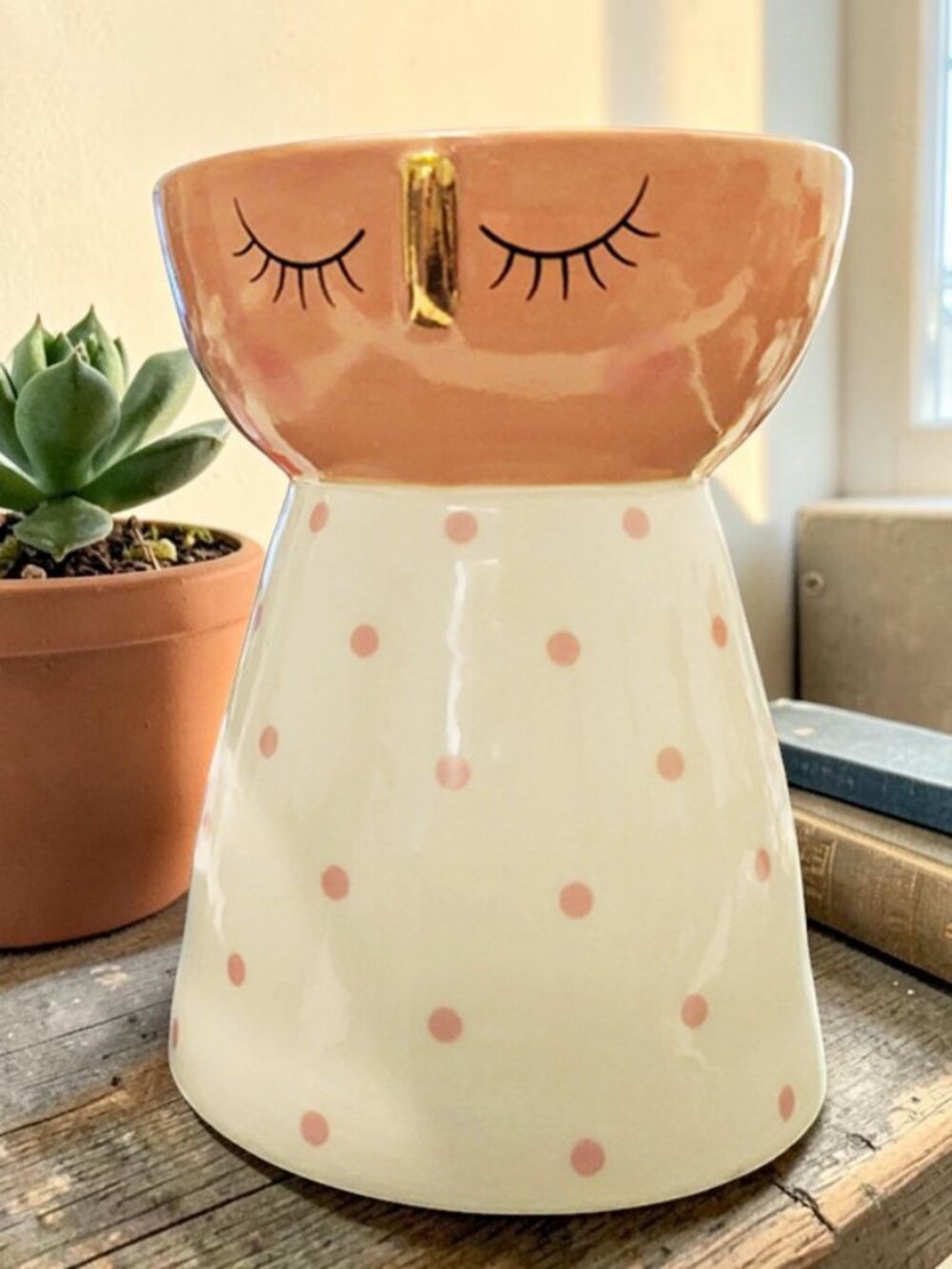 Anthropologie Boho Face Vase #2 - Unique & Fun. High gloss ceramic - MEW!